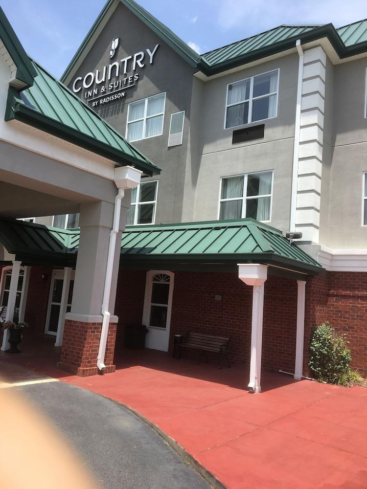 Hotel Baymont By Wyndham Sumter Extérieur photo
