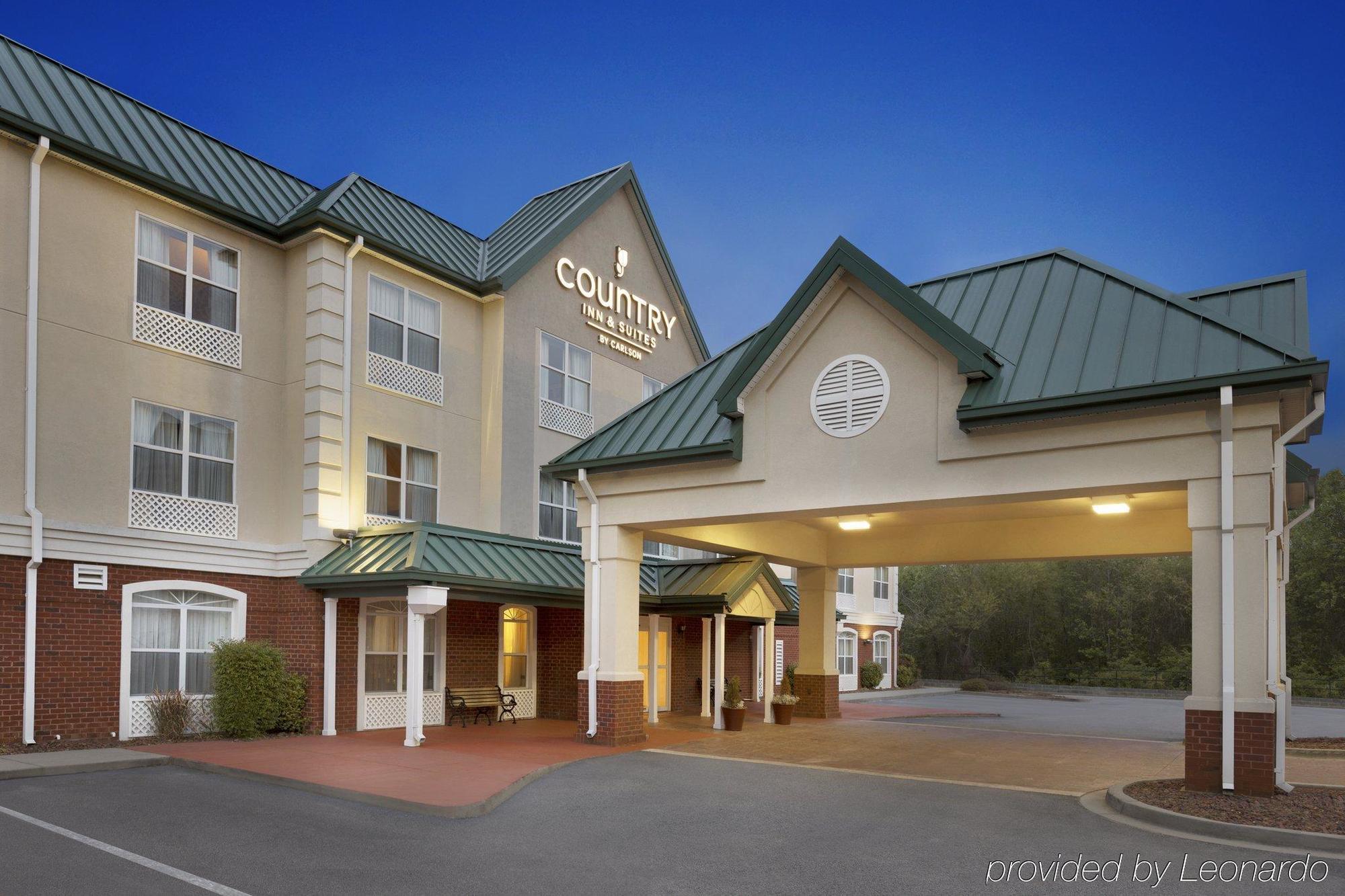 Hotel Baymont By Wyndham Sumter Extérieur photo